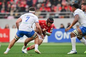 画像：ラグビーの試合中の写真（拡大画像へのリンク）