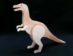 画像：木工恐竜の完成品写真（拡大画像へのリンク）