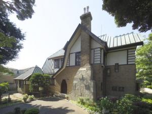 画像：山本有三記念館の北側外観写真（拡大画像へのリンク）