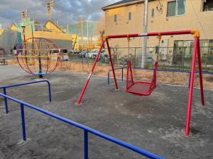 画像：遊具2基（拡大画像へのリンク）