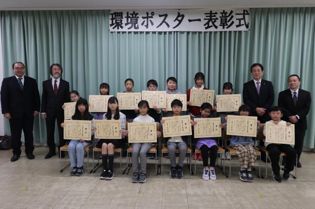 画像：受賞者の皆さんとの集合写真