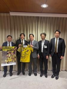 画像：東京サントリーサンゴリアスの皆様との記念撮影