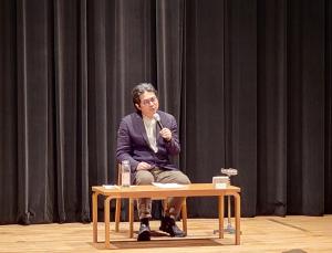 画像：講演の様子の写真