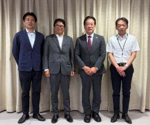 画像：写真株式会社SUBARU東京事業所長の表敬訪問