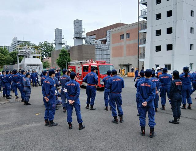画像：基本消防操法訓練の様子