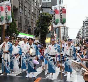 画像：市長たちが待機している