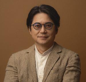 画像：穂村弘さんの写真（拡大画像へのリンク）