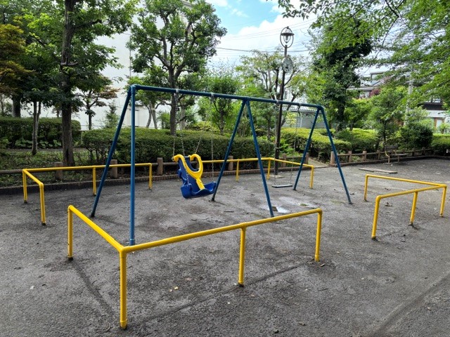 画像：遊具の写真