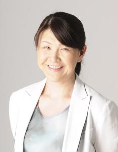 画像：多治見麻子さんの写真（拡大画像へのリンク）
