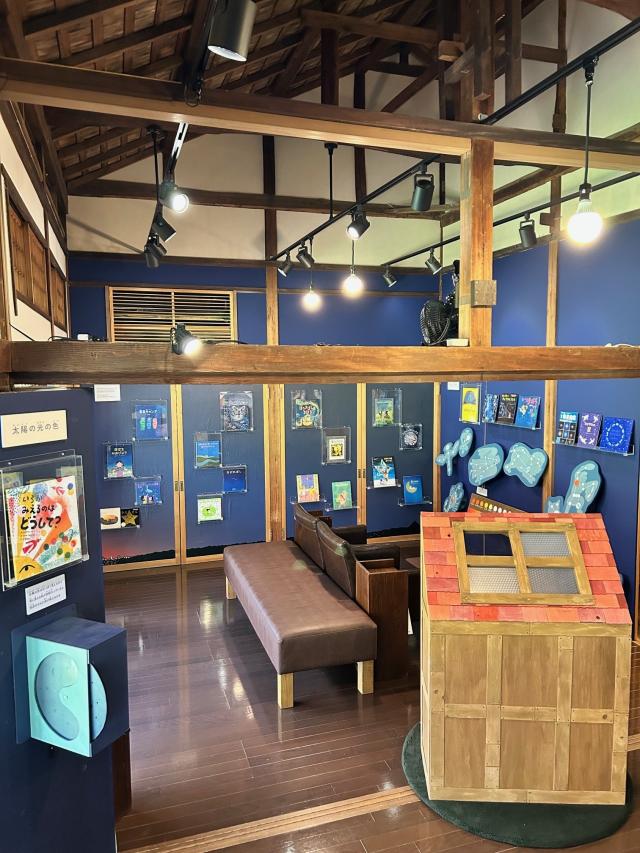 画像：2025見る・知る・感じる絵本展「星と光」の様子