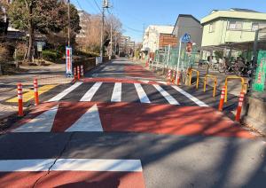 画像：設置されている写真（縦断方向）（拡大画像へのリンク）