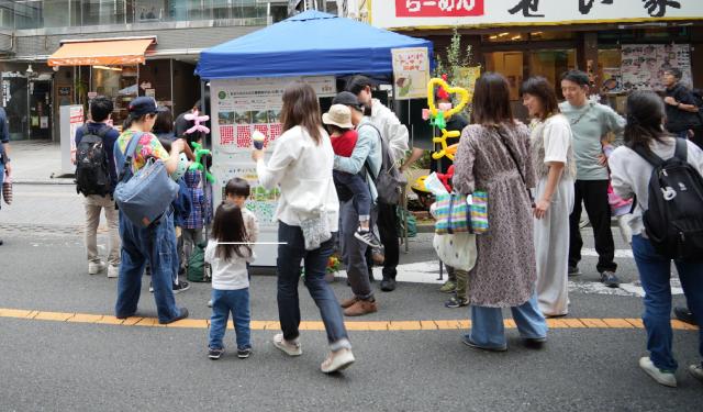 画像：PRイベントに集まる参加者の様子