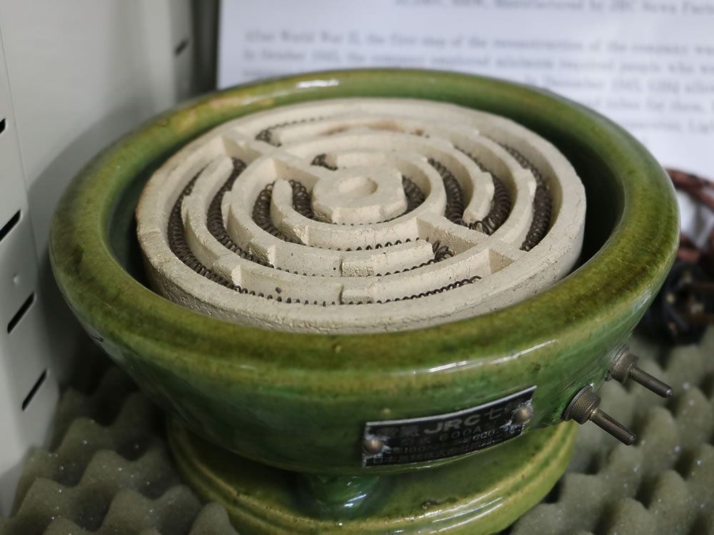 日本無線製の電気七輪